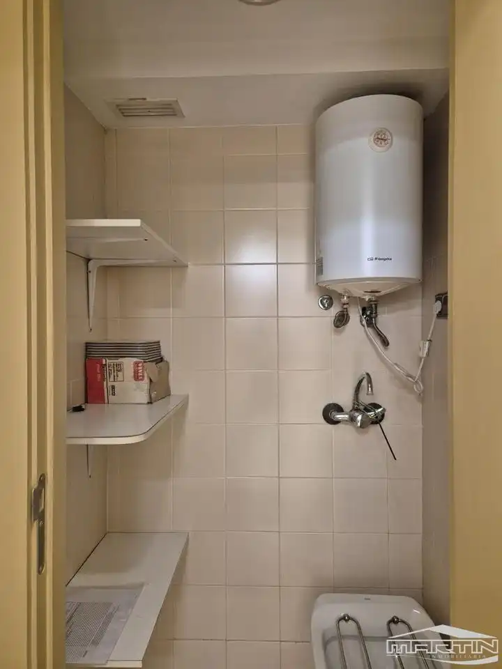 Baño de Local en venta en Lucena