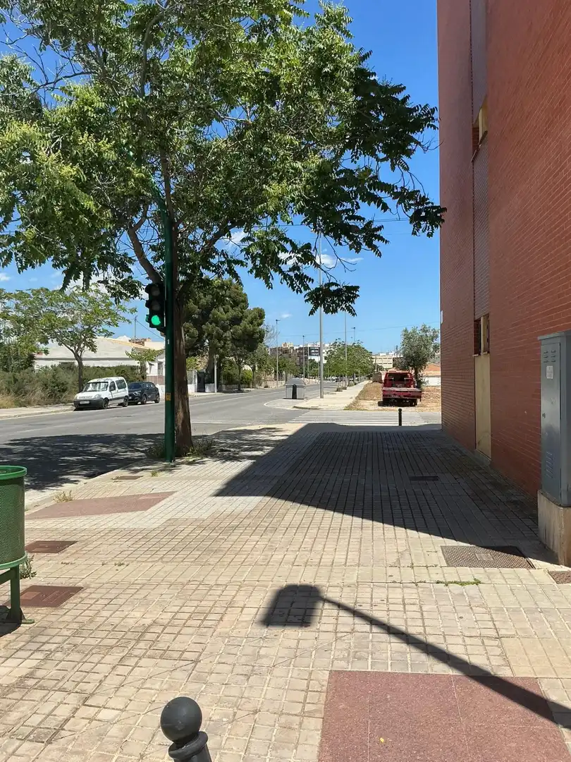 Vista exterior de Pis en venda en Elche / Elx amb Balcó