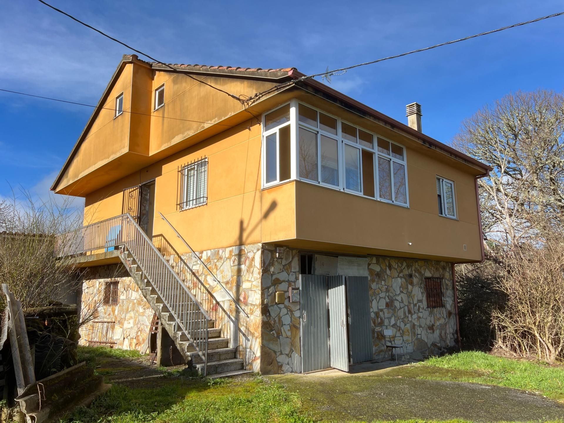 House or chalet for sale in  SANTA MARIÑA - PQ EIRE, 12, Pantón