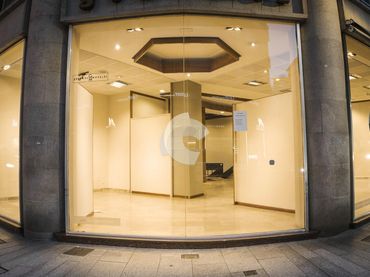 Business premises to rent in Centro