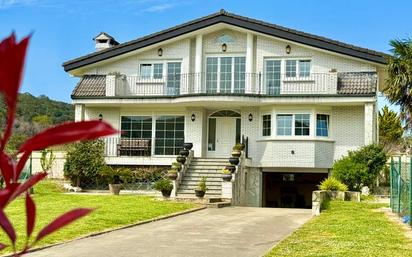 Exterior view of House or chalet for sale in Camargo  with Private garden, Terrace and Storage room