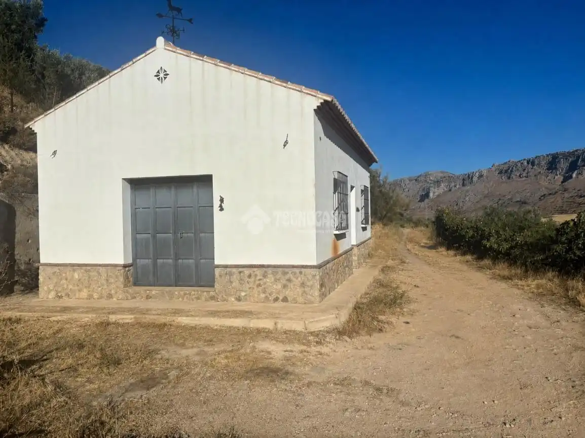 Vista exterior de Finca rústica en venta en Valle de Abdalajís