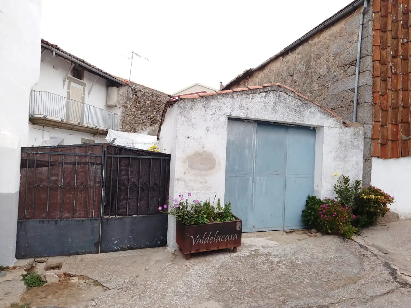 Vista exterior de Pis en venda en Valdelacasa