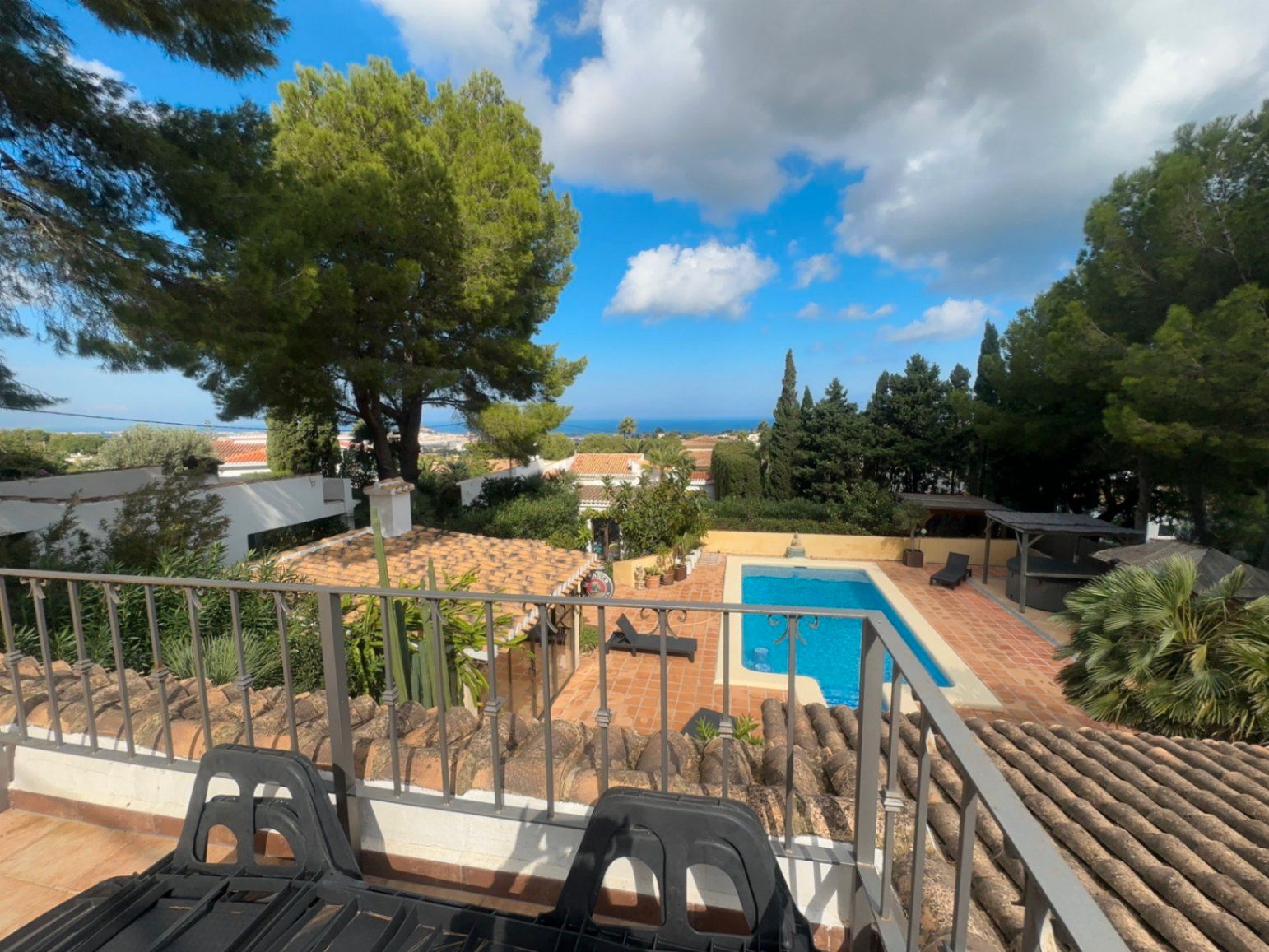 Exterior view of House or chalet for sale in Dénia  with Air Conditioner, Private garden and Terrace