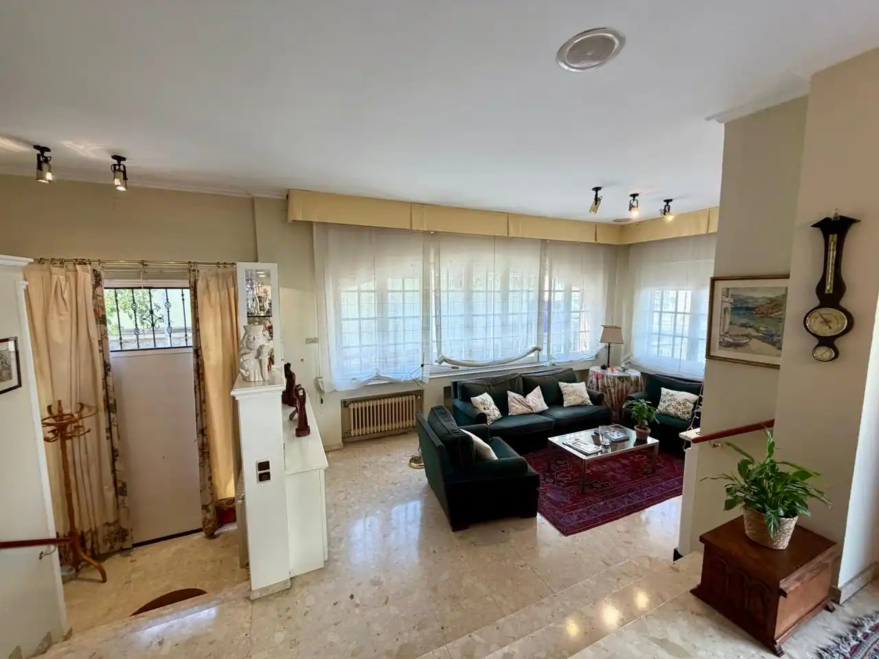 Sala d'estar de Casa o xalet en venda en Montcada i Reixac amb Aire condicionat, Calefacció i Terrassa