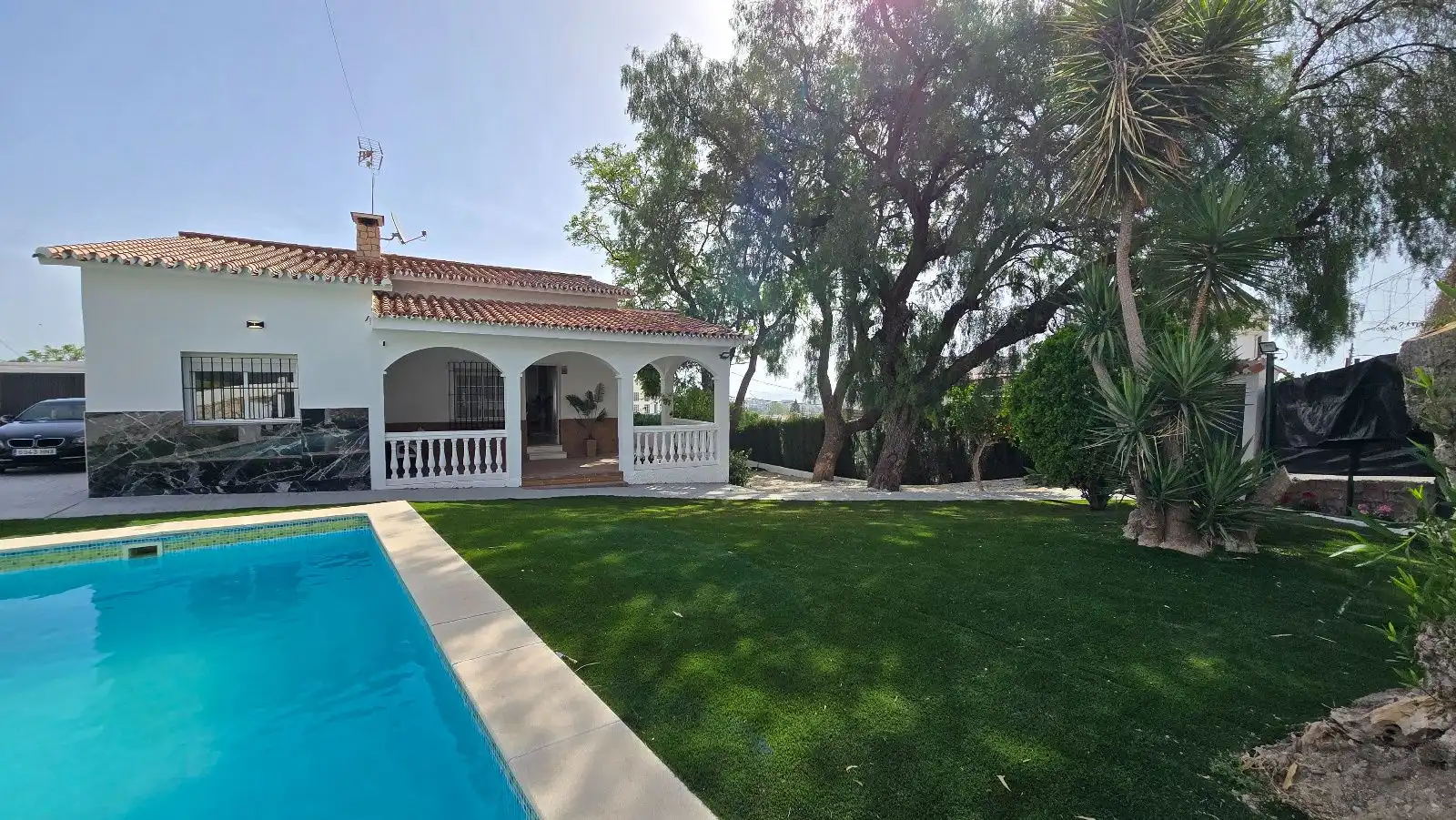 Jardí de Casa o xalet en venda en Torremolinos amb Aire condicionat, Terrassa i Traster