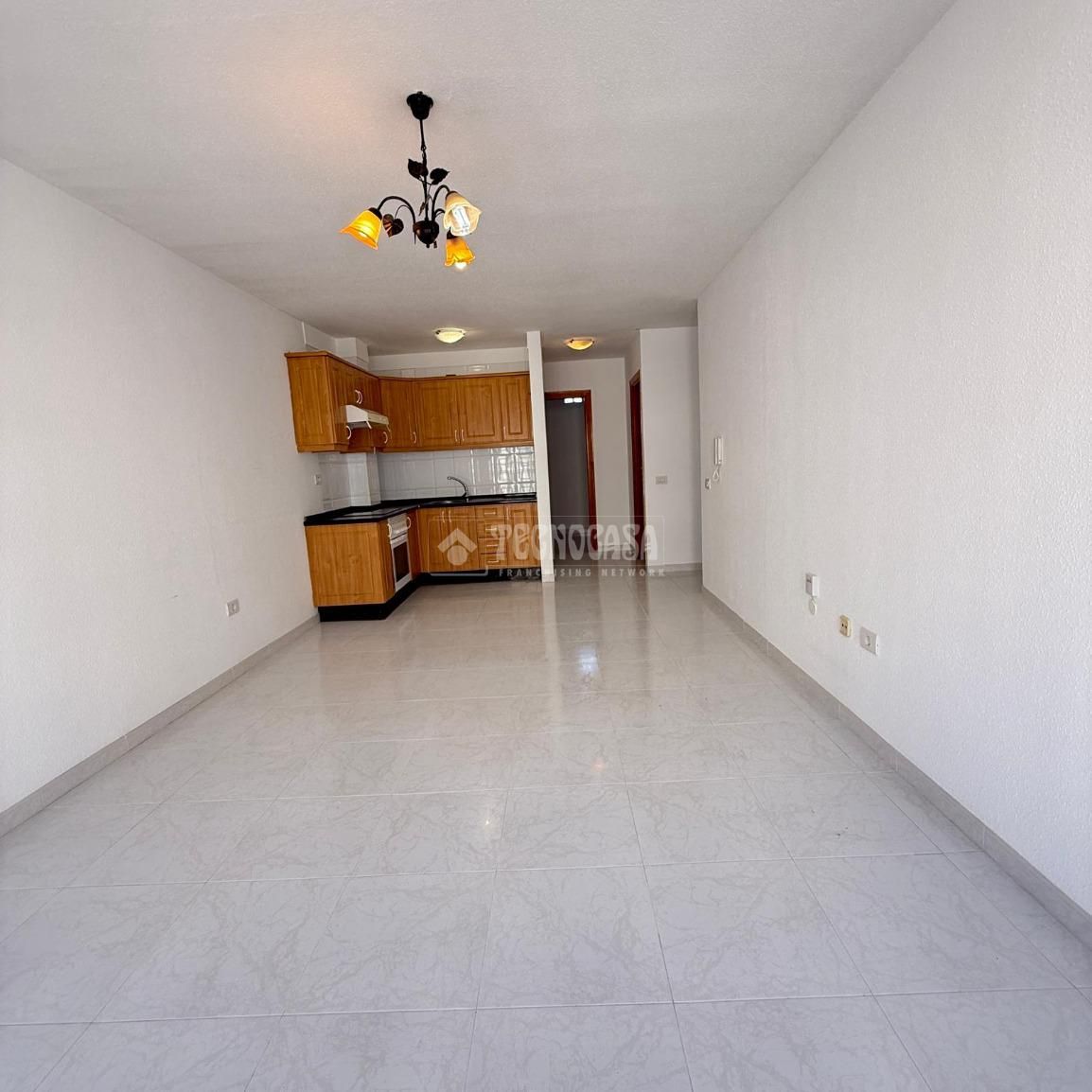Cocina de Piso en venta en  Santa Cruz de Tenerife Capital con Aire acondicionado, Calefacción y Jardín privado