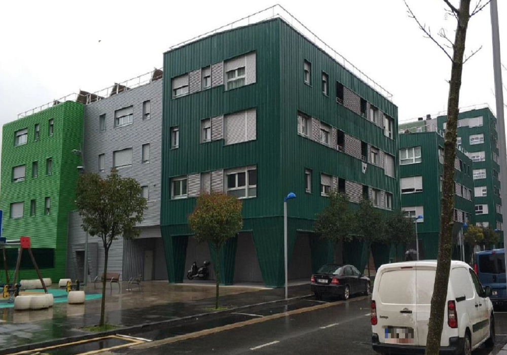 Exterior view of Garage for sale in Hernani
