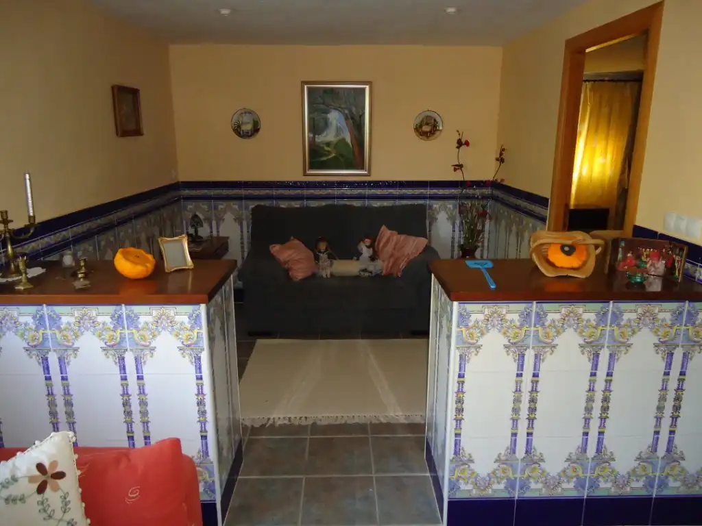 Houses for sale in Mengabril  with Private garden, Parquet flooring and Terrace