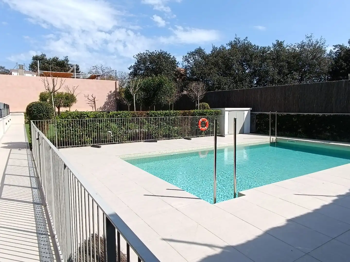 Àtic amb piscina en venda a Can Boixeres 10