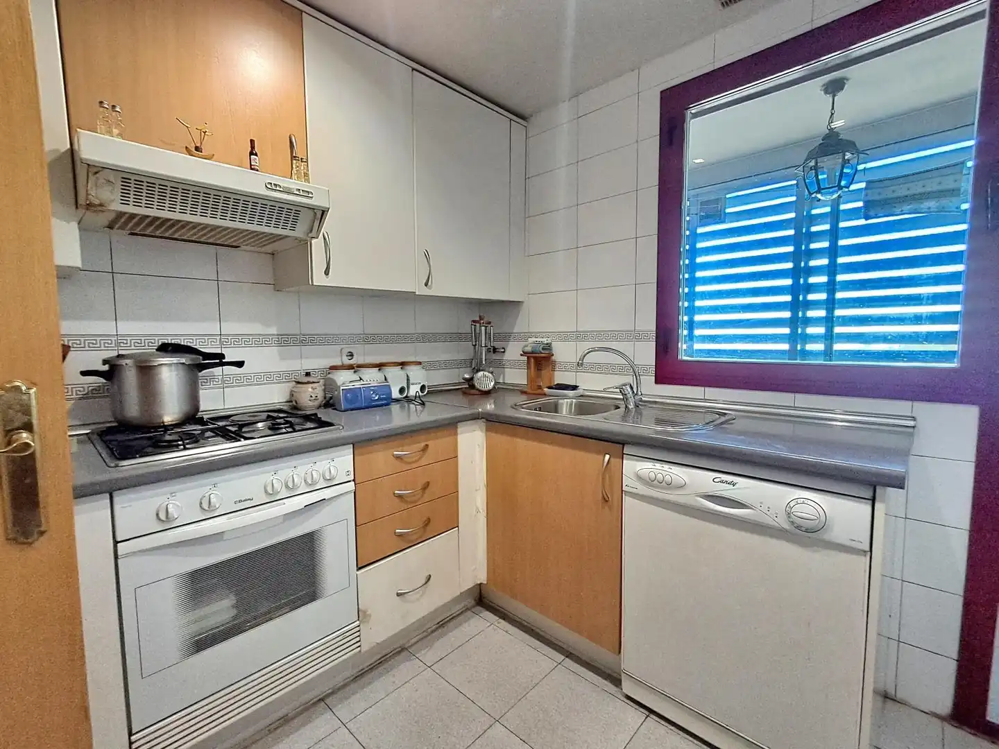 Cocina de Piso en venta en Madrid con Aire acondicionado, Calefacción y Jardín privado