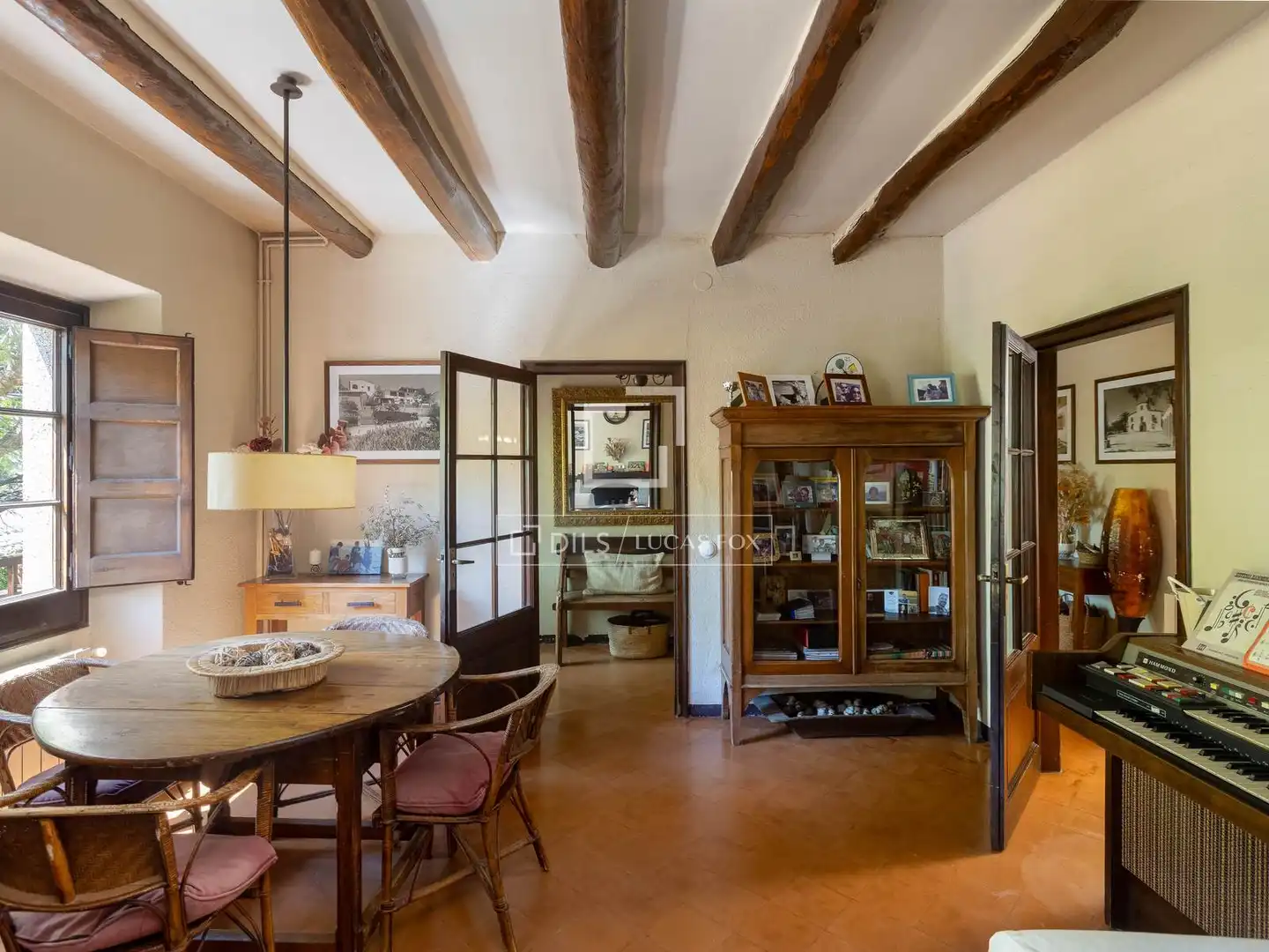 Casa rústica con terraza en venta en Cabrils, imagen 5