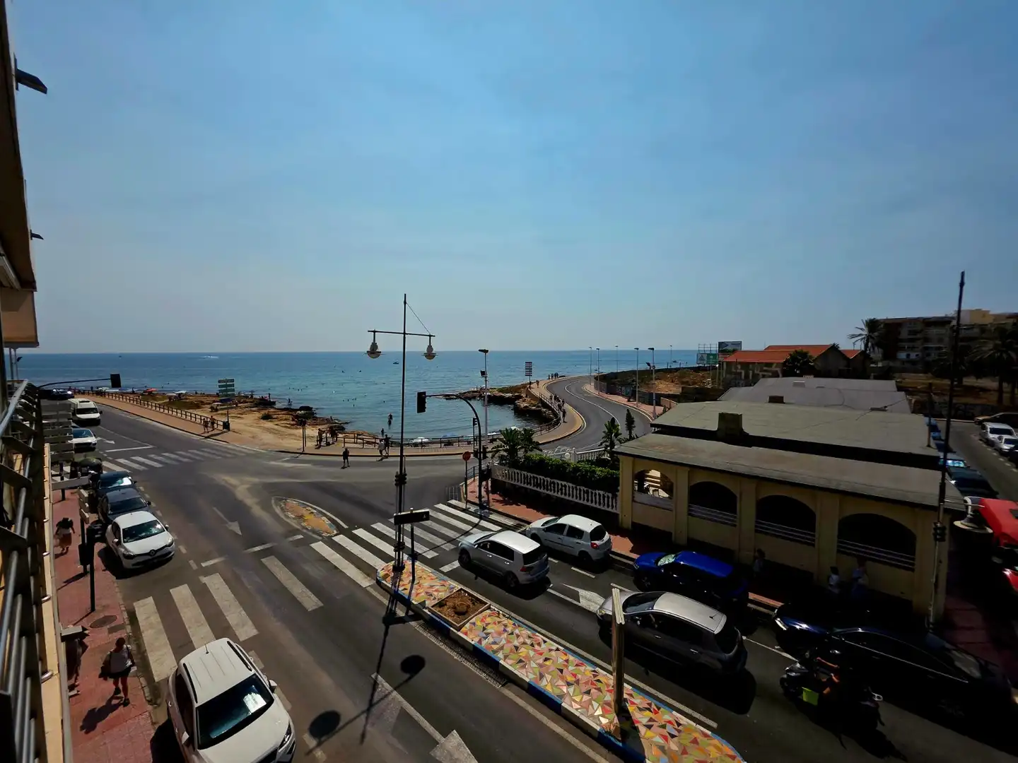 Vista exterior de Piso de alquiler en Torrevieja con Terraza
