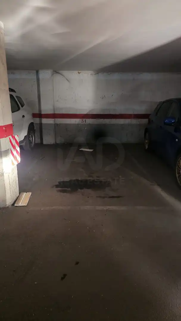 Einzelparkplatz zum Verkauf in Les Roquetes, imagen 4