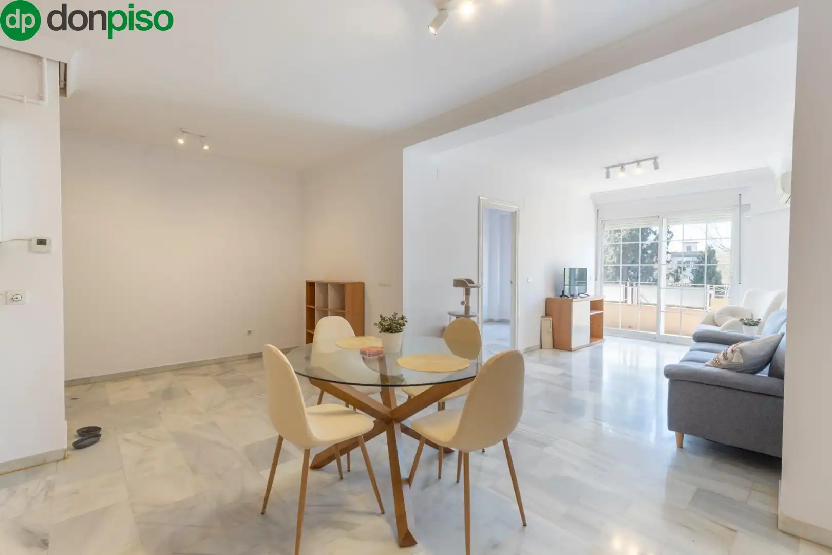 Esszimmer von Wohnung zum Verkauf in Granada mit Klimaanlage, Heizung und Terrasse