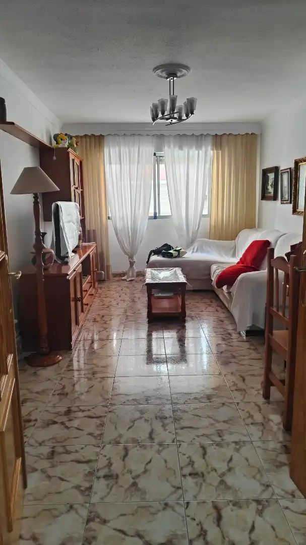 Wohnzimmer von Wohnung zum Verkauf in Ceuta mit Möbliert