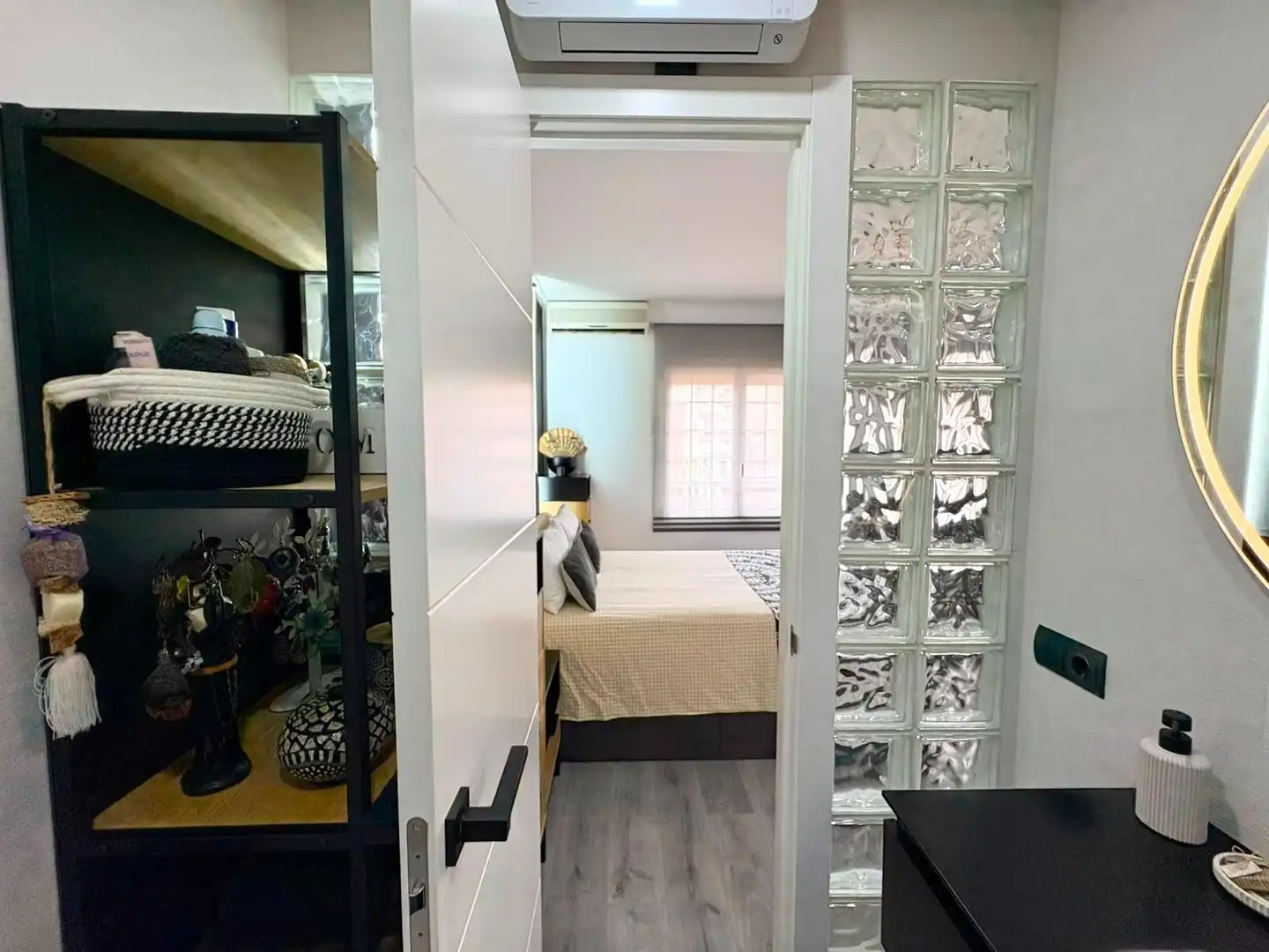 Habitación de Piso en venta en Barcelona con Aire acondicionado, Parquet y Balcón