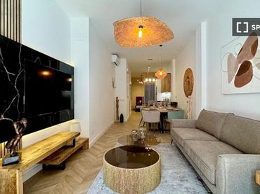 Flat with balcony to rent in Centro