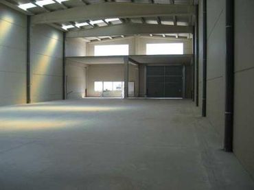 Nave industrial en alquiler en Urbanitzacions