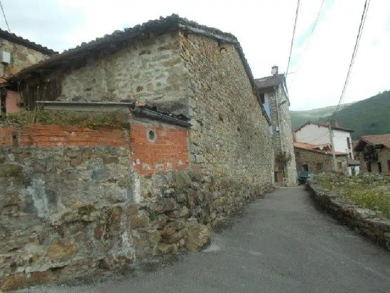 Xalet amb jardí en venda a Rionansa