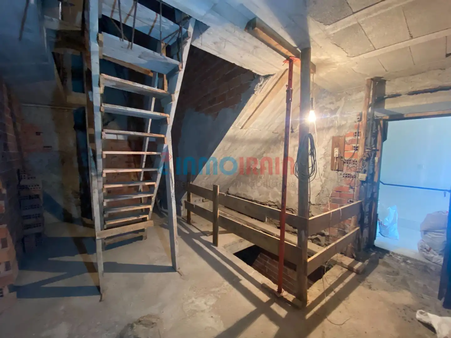 Piso en venta en Segura con Trastero