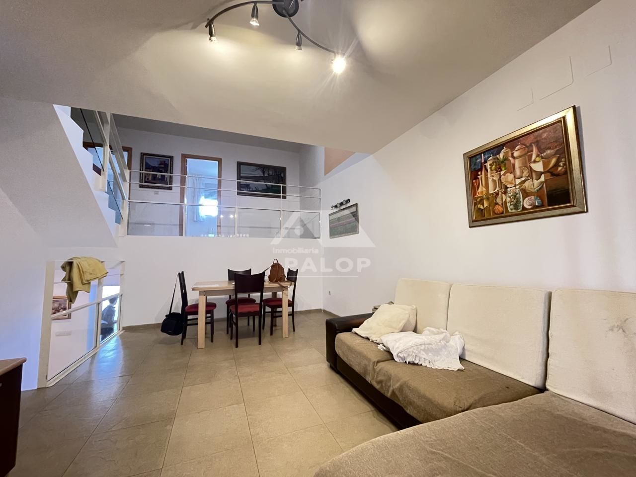 Sala d'estar de Casa adosada en venda en Carcaixent amb Terrassa