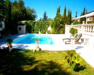 Piscina de Casa o xalet en venda en  Córdoba Capital amb Aire condicionat, Calefacció i Jardí privat