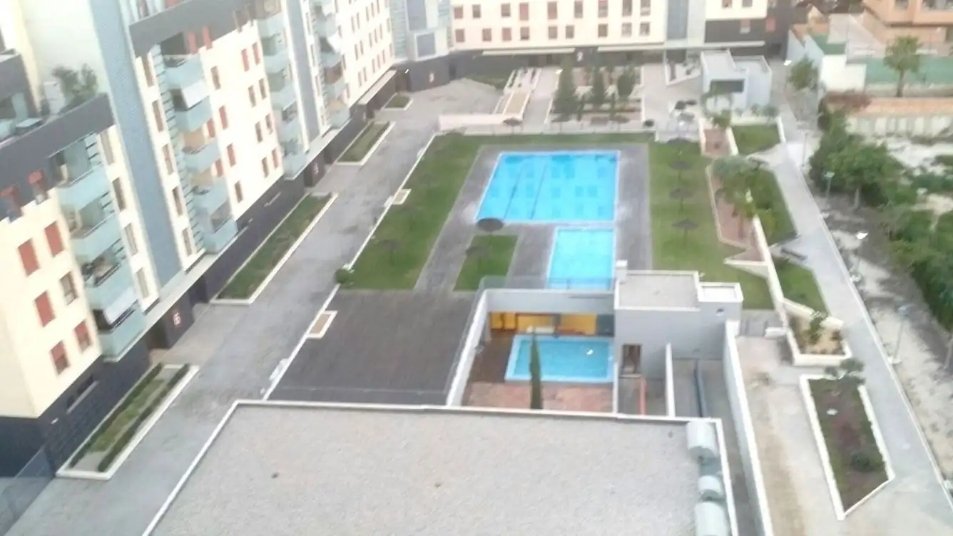 Piscina de Àtic en venda en Alicante / Alacant amb Calefacció, Parquet i Terrassa