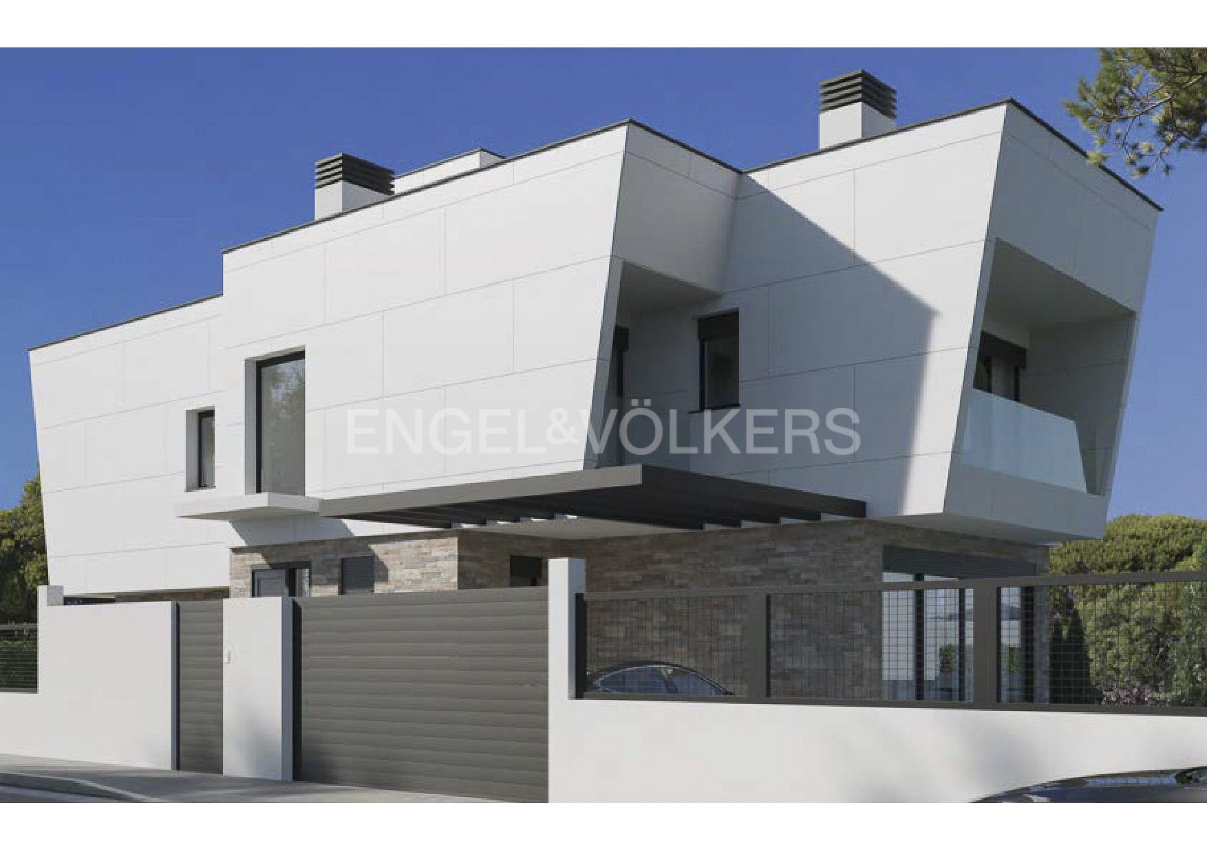 Exterior view of Single-family semi-detached for sale in Pozuelo de Alarcón  with Heating, Private garden and Swimming Pool