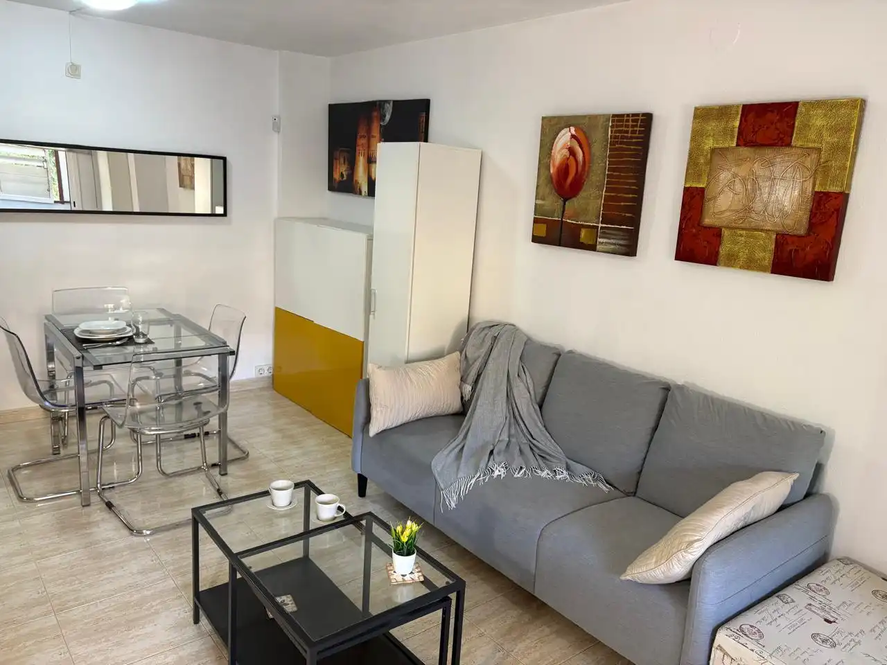 Sala de estar de Piso de alquiler en  Barcelona Capital con Aire acondicionado