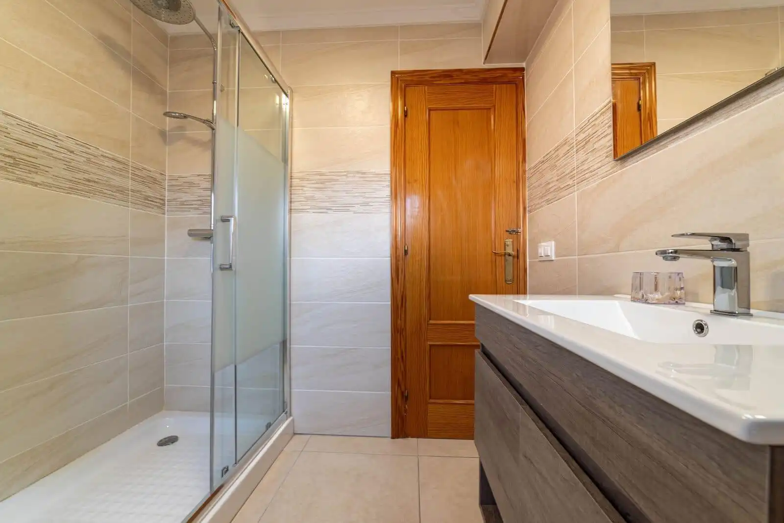 Baño de Apartamento en venta en Calpe / Calp con Terraza y Amueblado