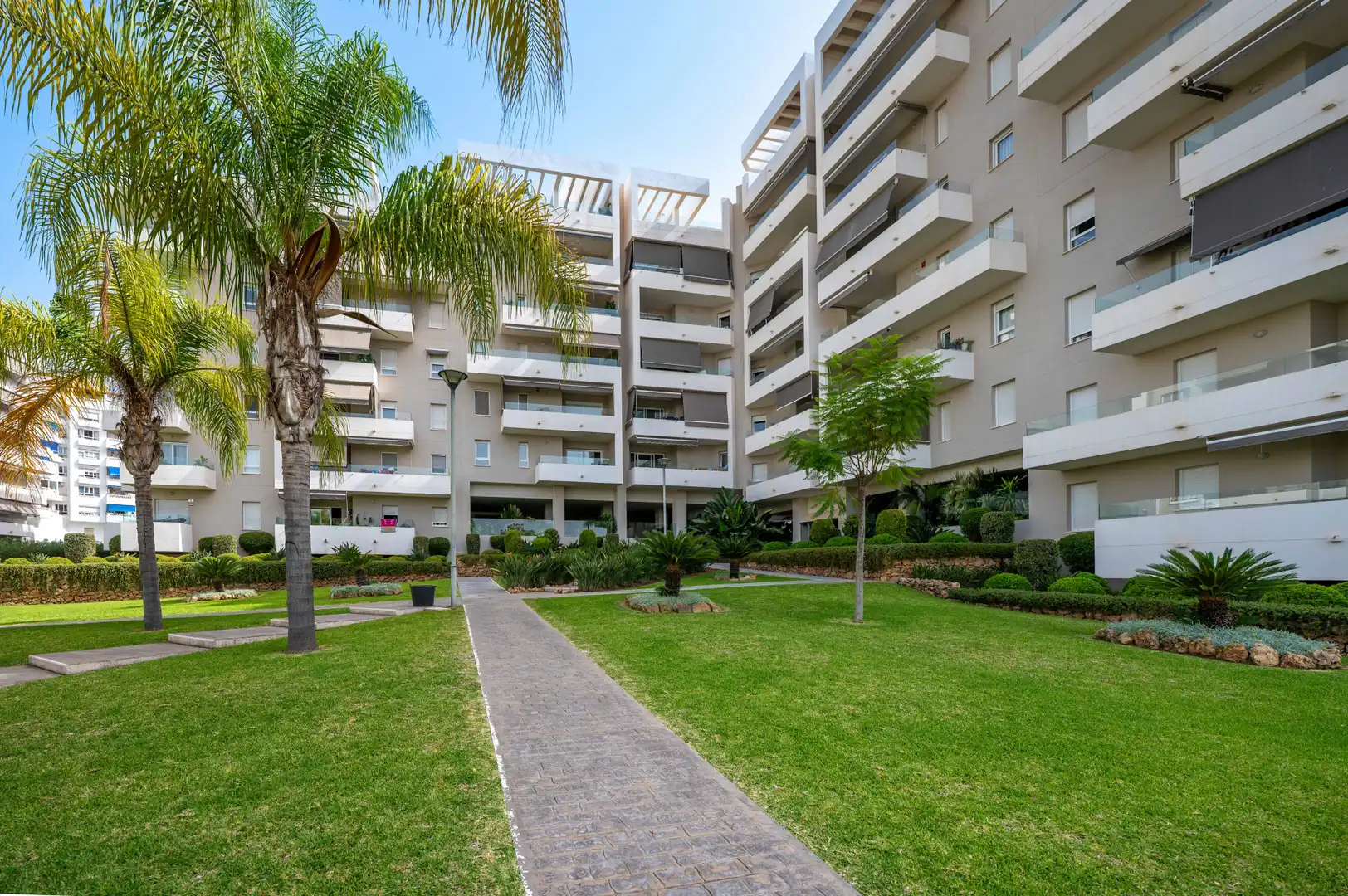 Apartamento de alquiler en Nueva Andalucía centro