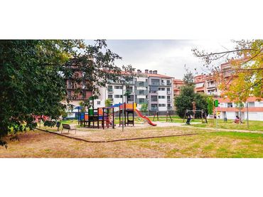 Piso con balcón en venta en Montilivi