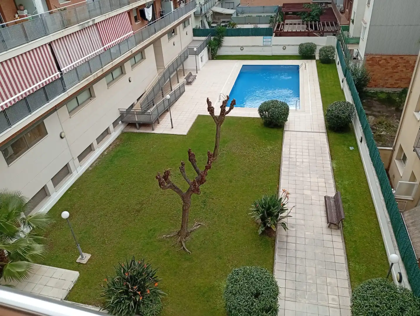 Schwimmbecken von Dachboden zum Verkauf in Calella mit Heizung, Parkett und Terrasse