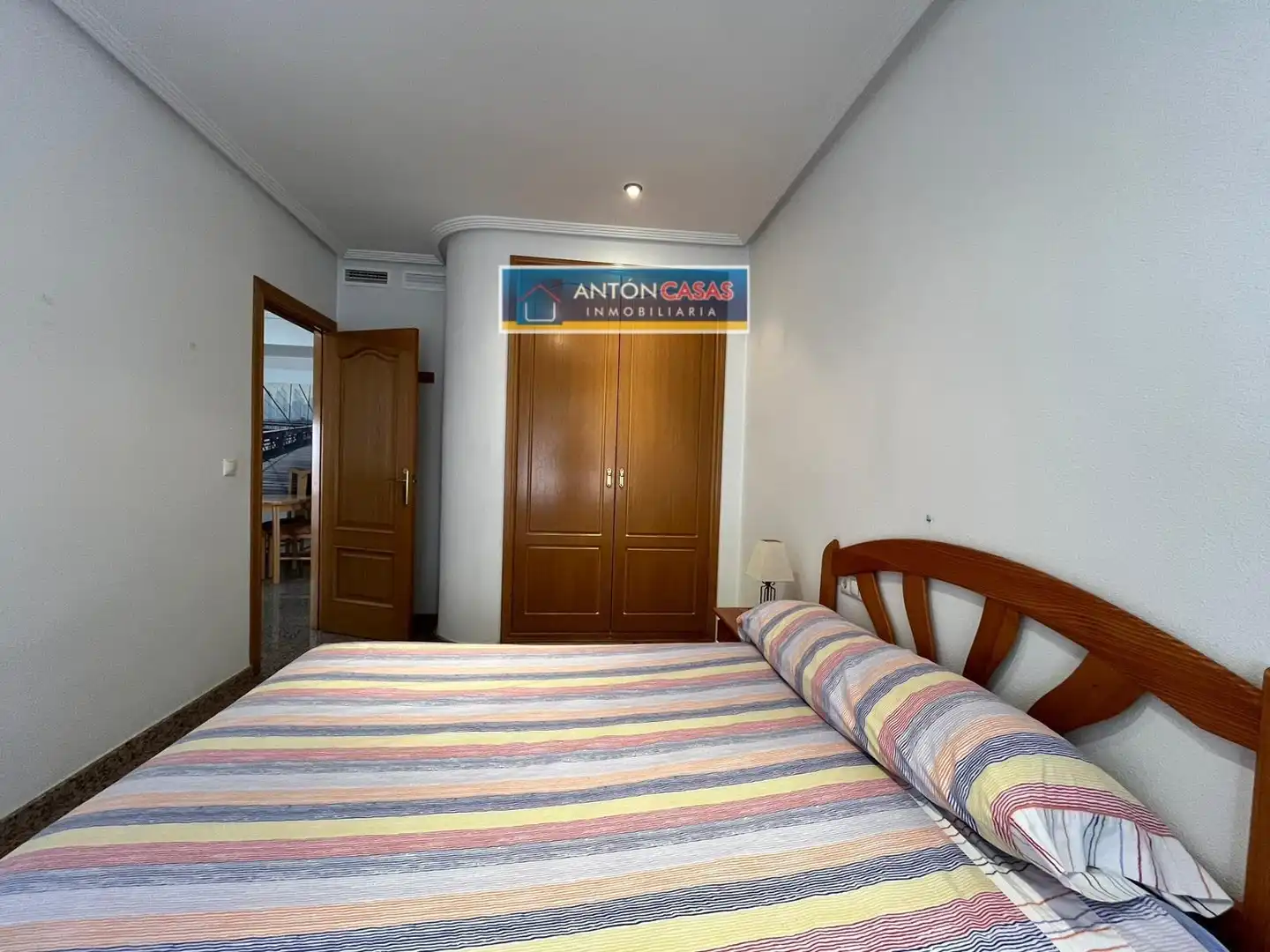 Habitación de Piso de alquiler en Elda con Aire acondicionado, Amueblado y Balcón