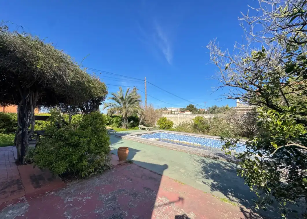 Außenansicht von Haus oder Chalet zum Verkauf in Dénia mit Terrasse, Abstellraum und Schwimmbad