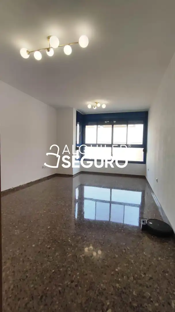 Wohnung zur Miete in Valencia mit Klimaanlage und Heizung