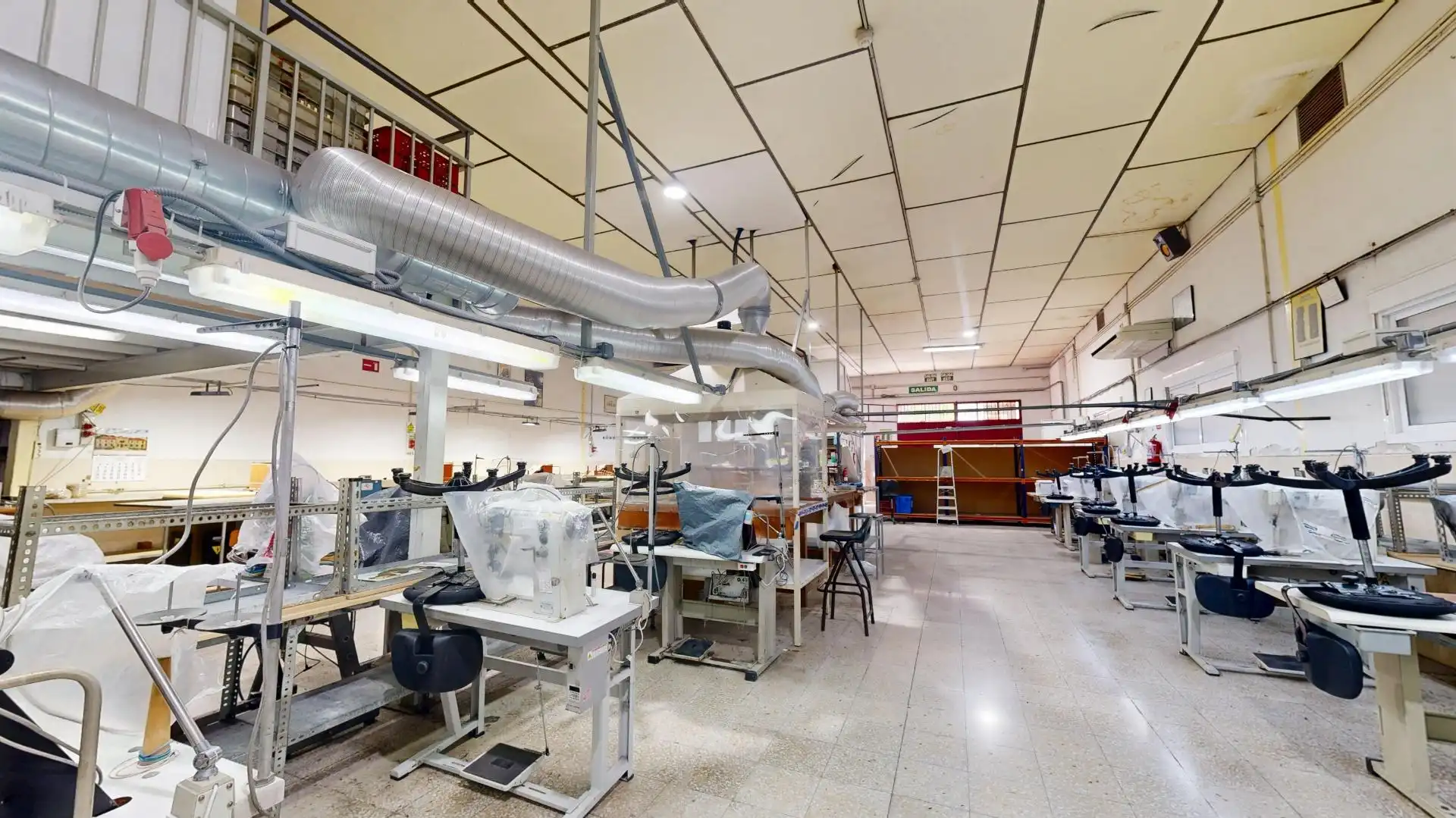 Nave industrial en venta en Calle del Comandante Bernabé, imagen 5