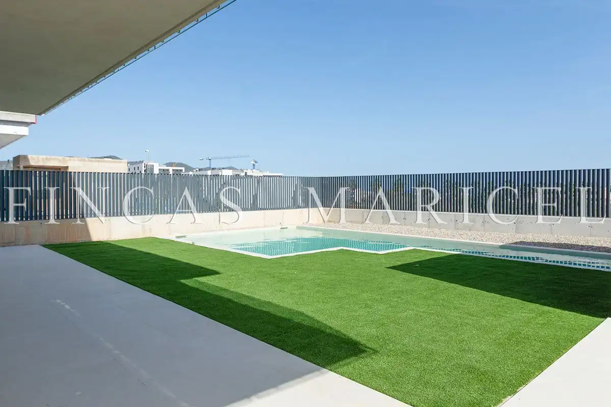 Swimming pool of Houses for sale in Sitges  with Air Conditioner, Heating and Private garden
