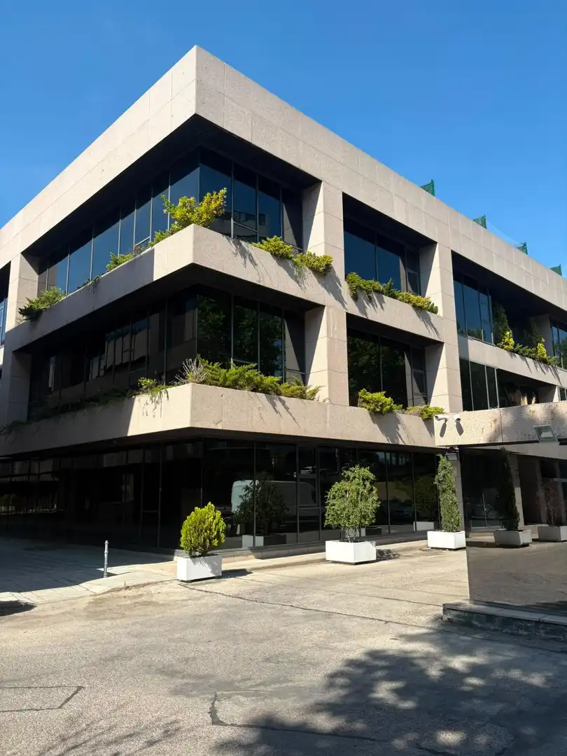 Vista exterior de Loft en venda en San Sebastián de los Reyes amb Calefacció