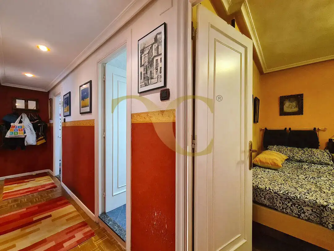 Piso en venta en Gijón  con Calefacción, Jardín privado y Trastero