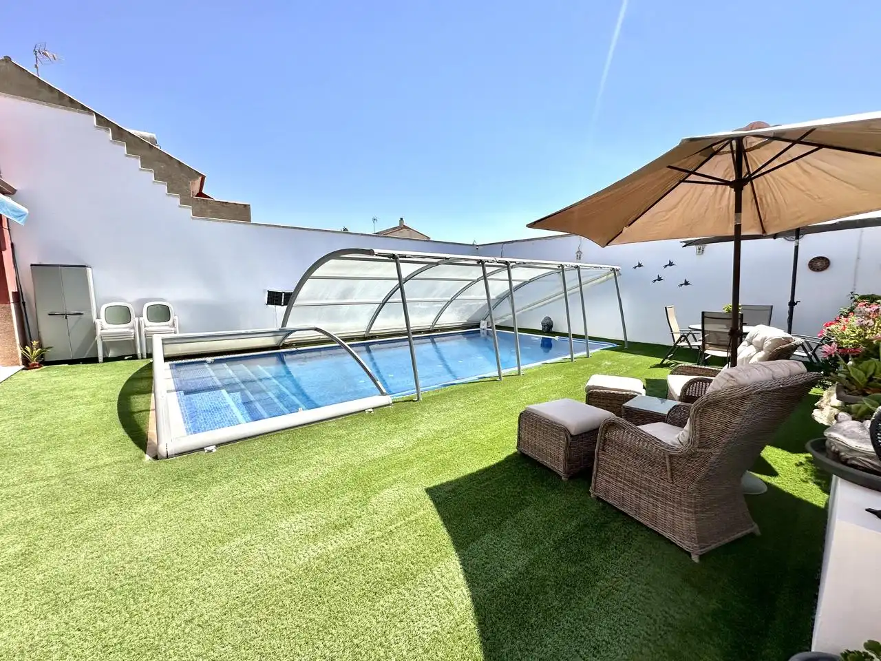 Piscina de Casa o chalet en venta en Fuente de Piedra con Aire acondicionado, Jardín privado y Terraza