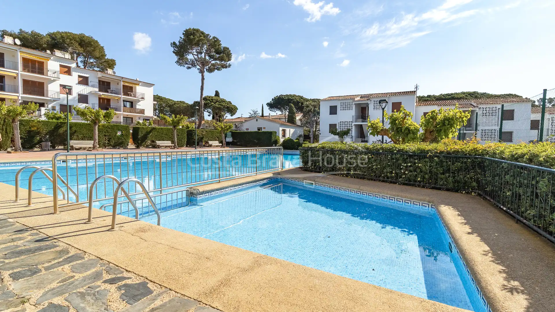 Piscina de Apartament en venda en Palafrugell amb Terrassa, Piscina i Forn
