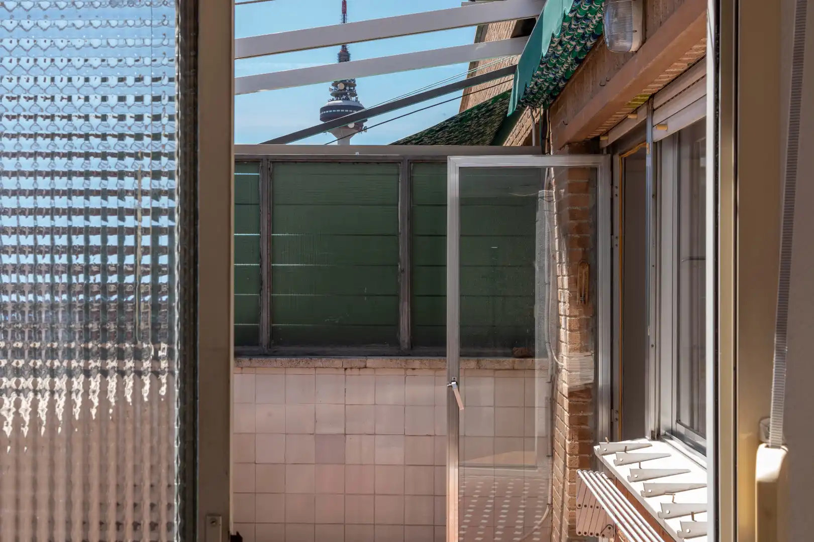 Außenansicht von Dachboden zum Verkauf in Madrid mit Klimaanlage, Heizung und Parkett