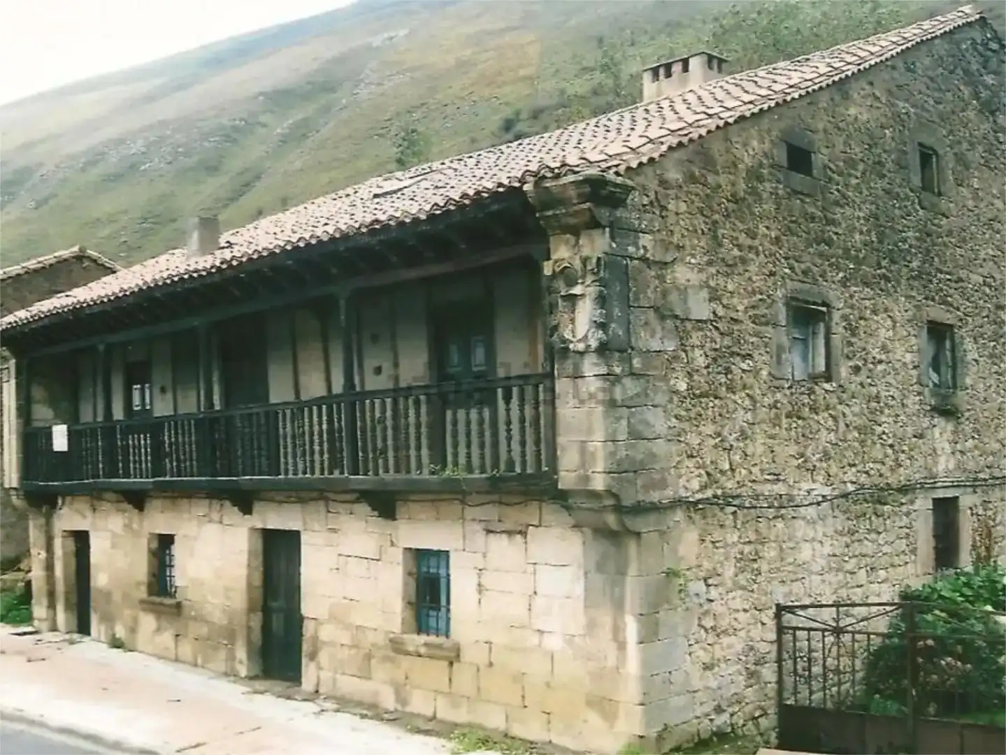Vista exterior de Casa o xalet en venda en Santiurde de Reinosa, Cantabria