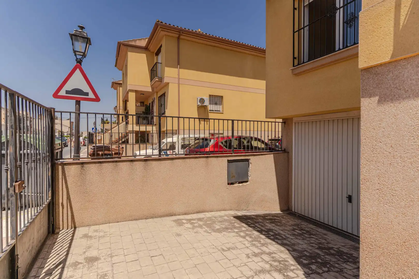 Casa adosada en venda a AV ANDALUCIA 161FUENTE VAQUEROS (GRANADA), 161, Fuente Vaqueros