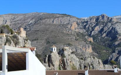 Vista exterior de Apartament en venda en El Castell de Guadalest amb Aire condicionat, Calefacció i Terrassa