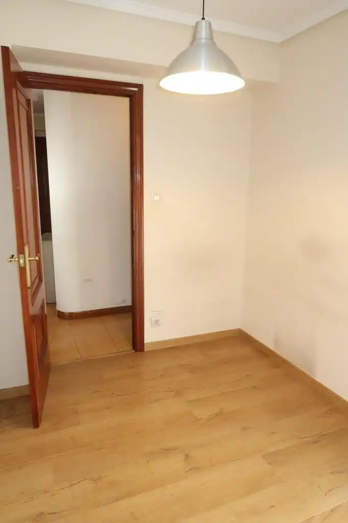 Bedroom of Flat for sale in A Coruña Capital   with Heating, Storage room and Furnished