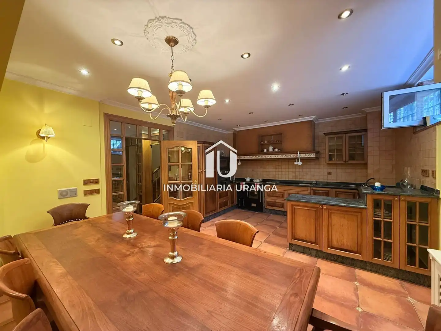 Cocina de Casa o chalet en venta en Laredo con Calefacción, Jardín privado y Terraza