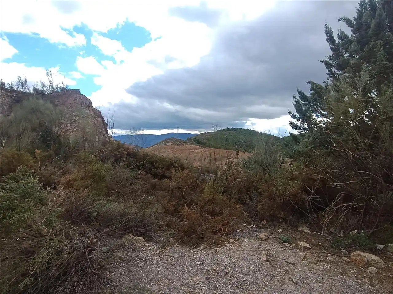 Terreno en venta en Carataunas